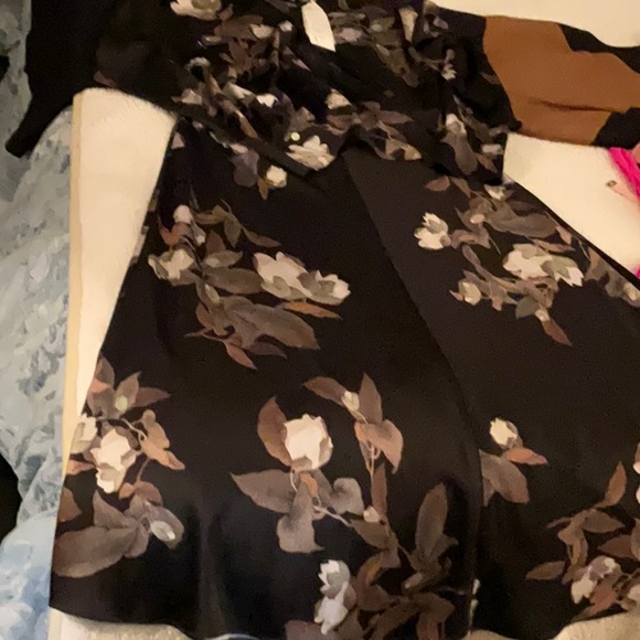 Vince lisianthus TIE - FRONT FLORAL-PRINT MIDI SHIRT DRESS SIZE LARGE brand new - Picture 5 of 8